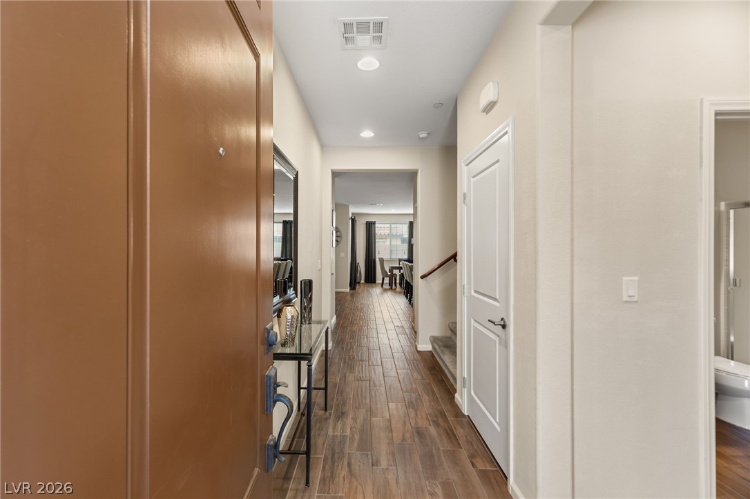 2585 Sable Ridge Street