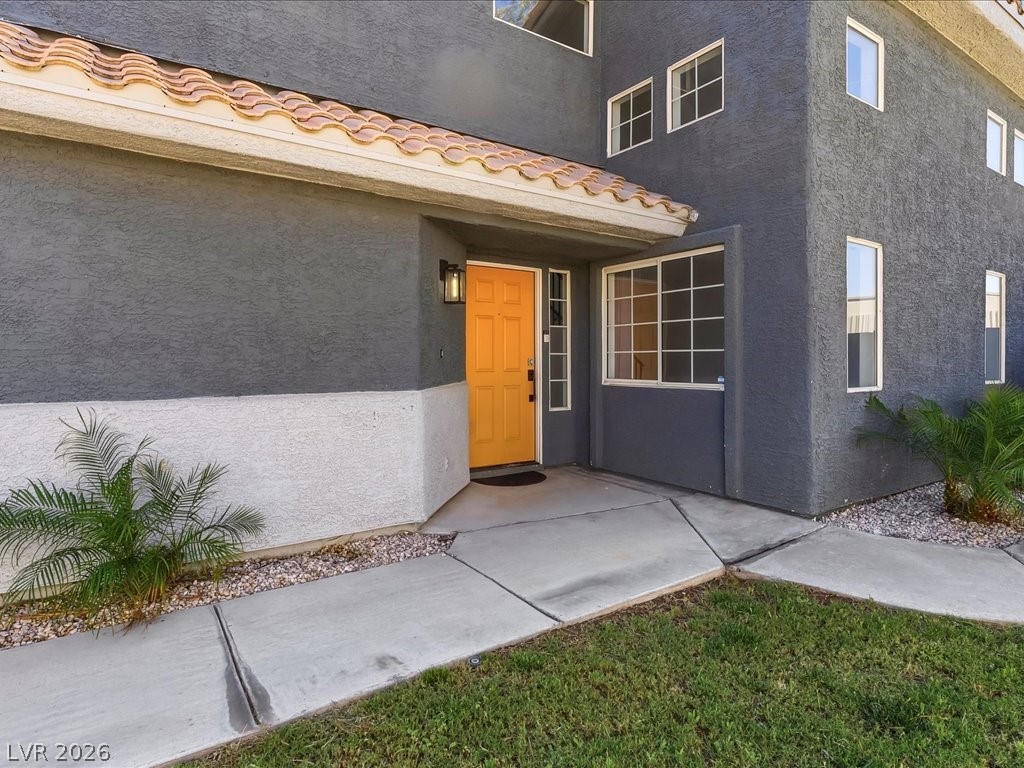 6925 Rancho Santa Fe Drive