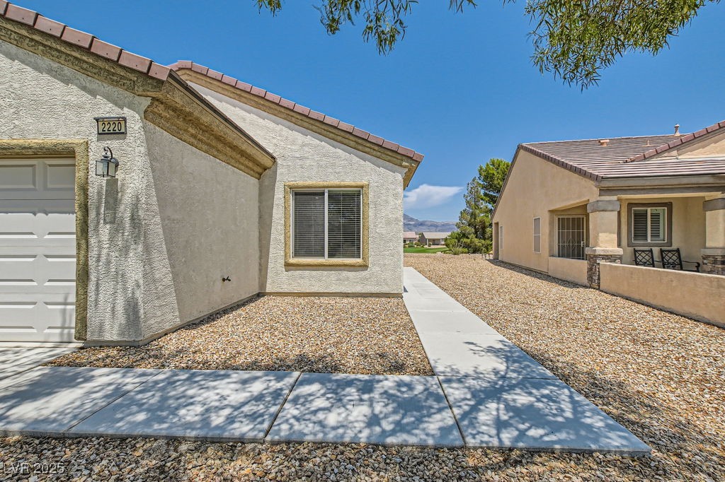 2220 Carrier Dove Way