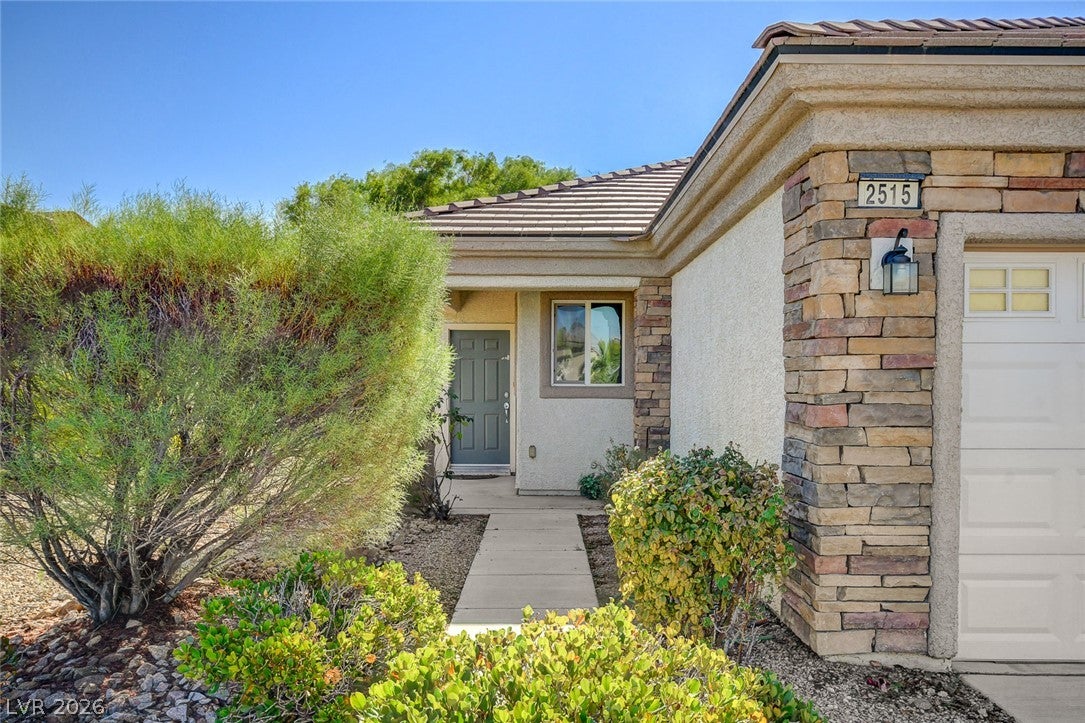 Properties 3 2005218718