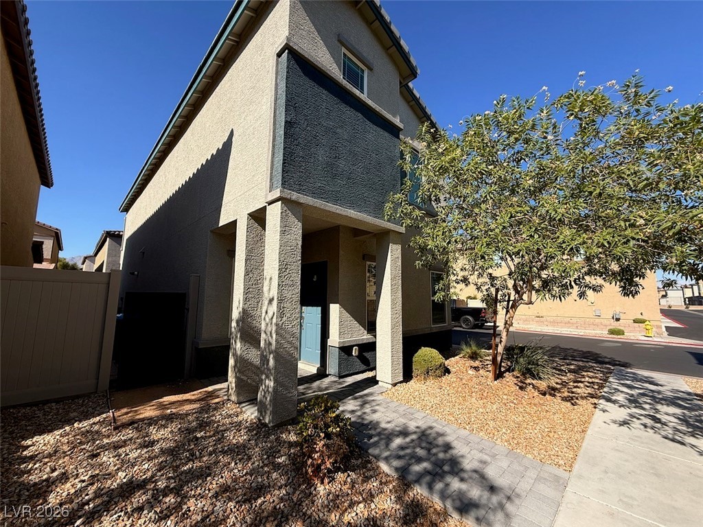 7301 Halo Falls Street