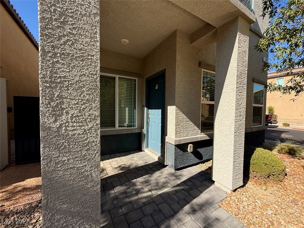 7301 Halo Falls Street