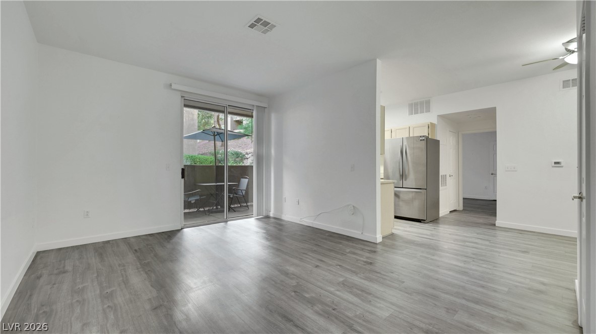 231 W Horizon Ridge Parkway 814