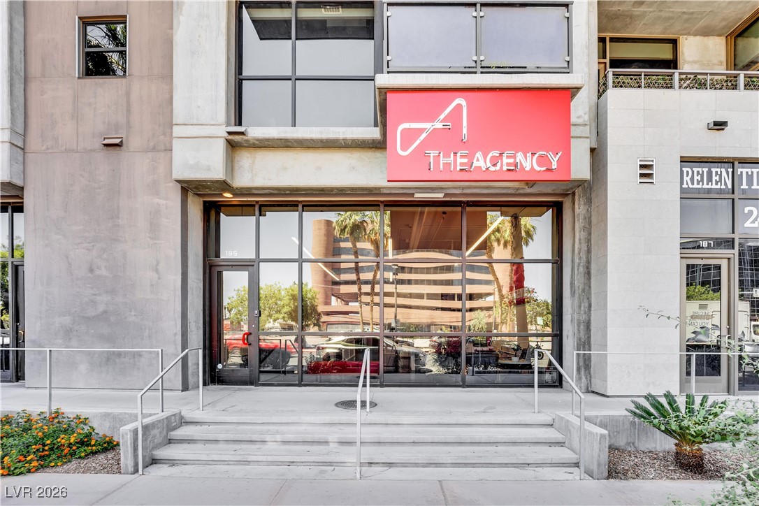 353 E Bonneville Avenue 185