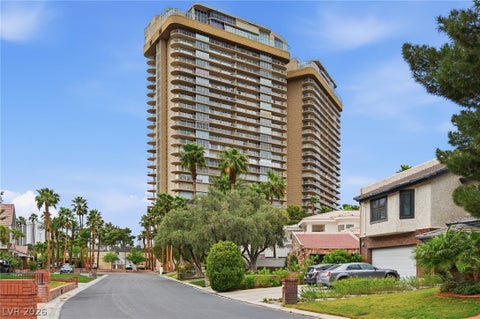 Tiny photo for 3111 Bel Air Drive #15D, Las Vegas, NV 89109 (MLS # 2771527)