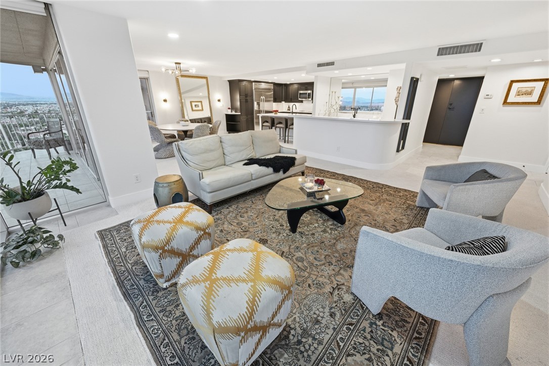 3111 Bel Air Drive 15D