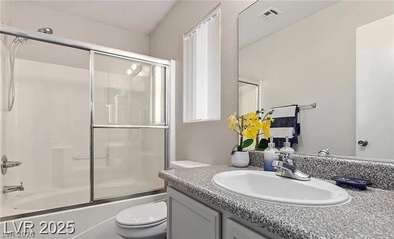 2272 Platinum Band Street