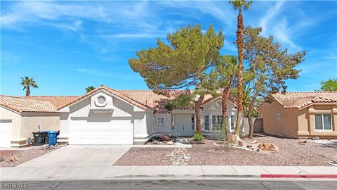 Photo of 2746 Sandalwood Avenue, Henderson, NV 89074 (MLS # 2765050)