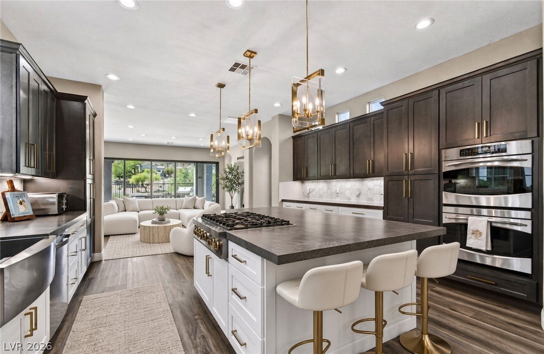 Properties 2 2587 Turtle Head Peak Dr Drive