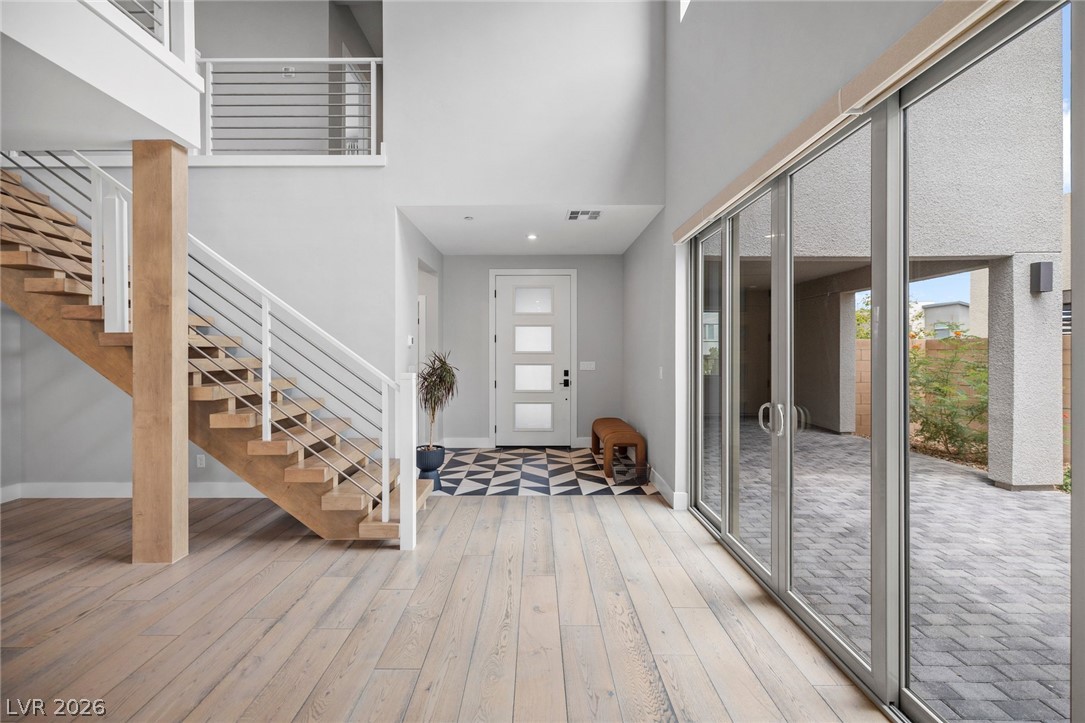 3194 Poplar Crest Court