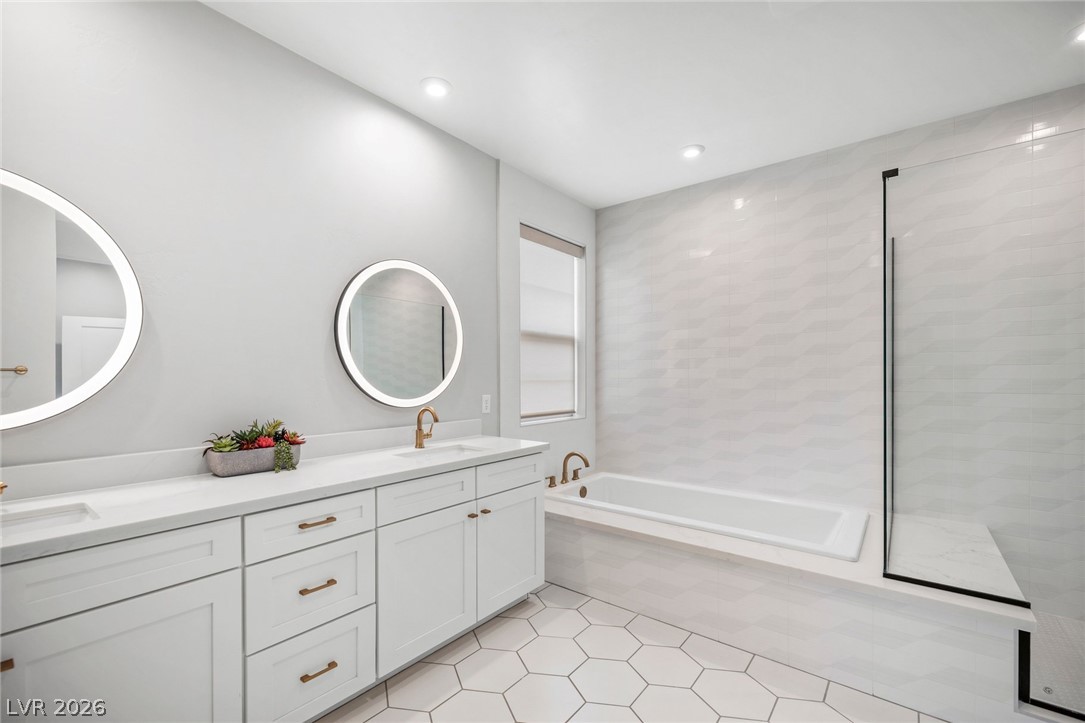 3194 Poplar Crest Court