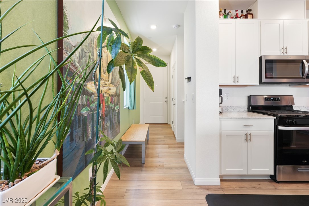 10202 Handline Chute Street