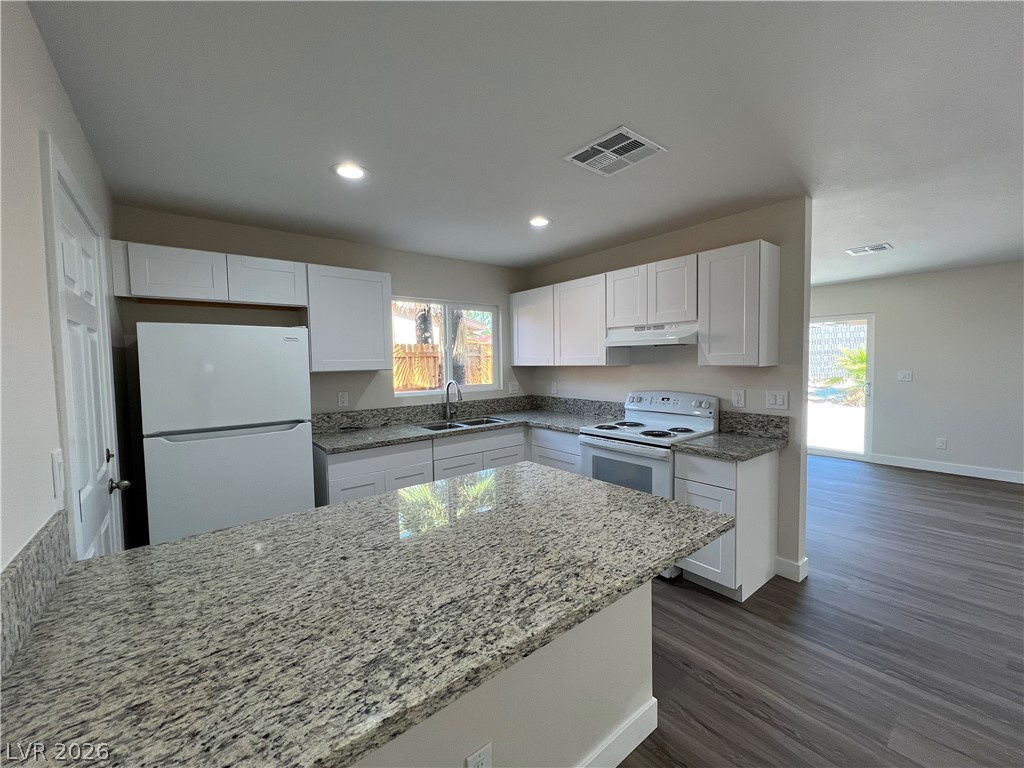 3608 W Bonanza Road