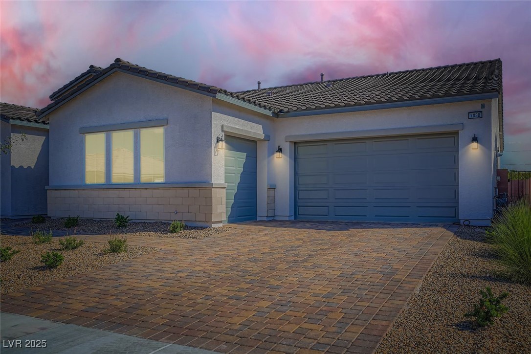 7038 Silver Palace Street