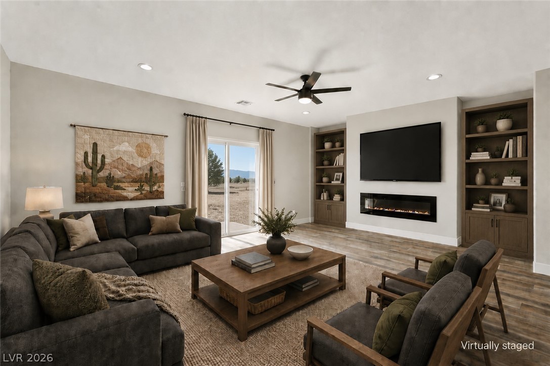 711 W Leffner Drive