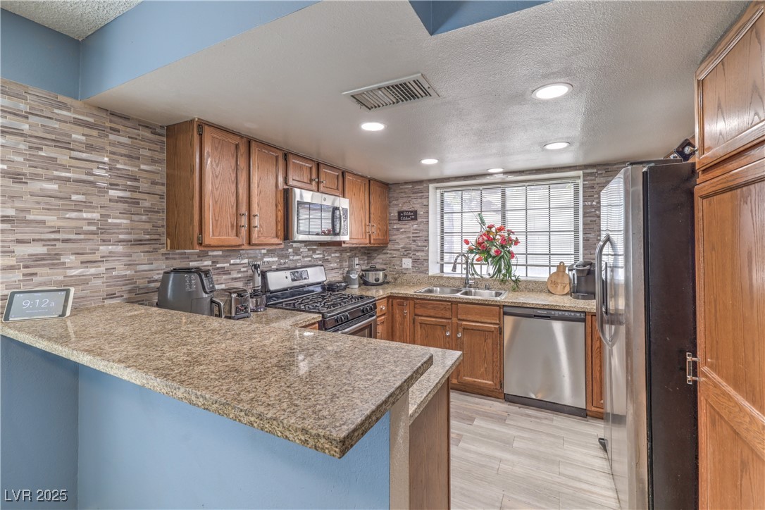 6408 Deadwood Road, Las Vegas, Nevada image 8