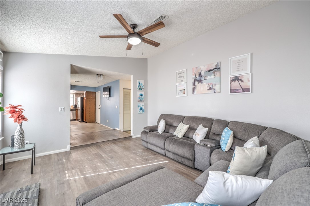 6408 Deadwood Road, Las Vegas, Nevada image 5