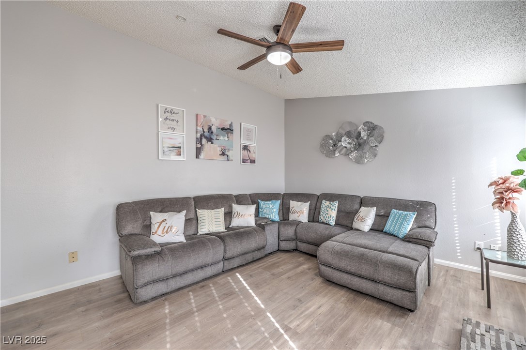 6408 Deadwood Road, Las Vegas, Nevada image 4