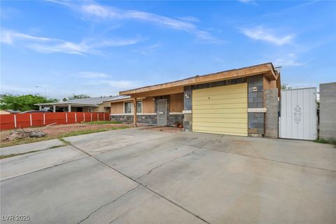Photo of 54 Del Amo Drive, Las Vegas, NV 89110 (MLS # 2729413)