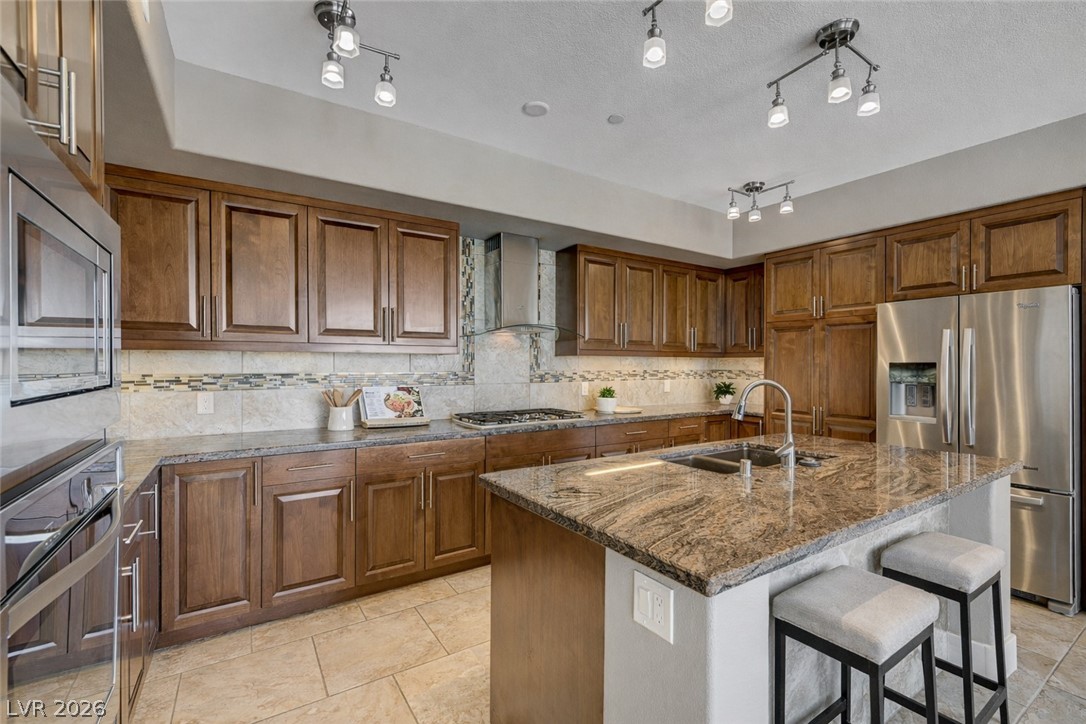 2555 Hampton Road 6108