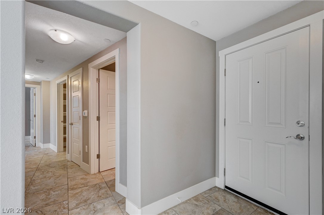 2555 Hampton Road 6108