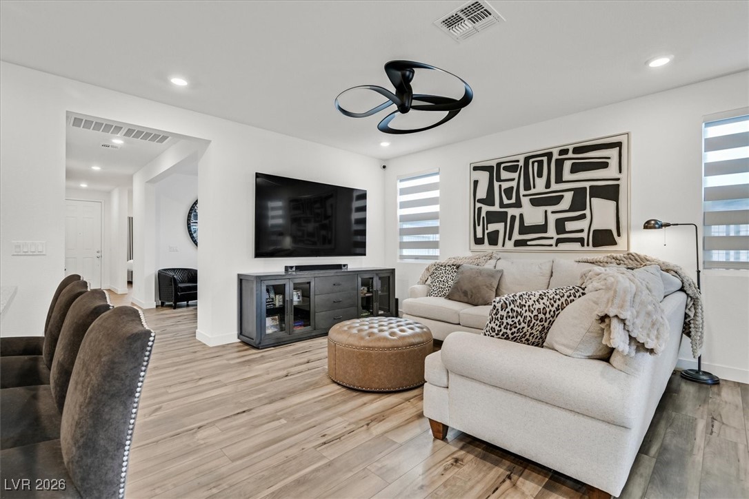 7196 DEER COVE Court