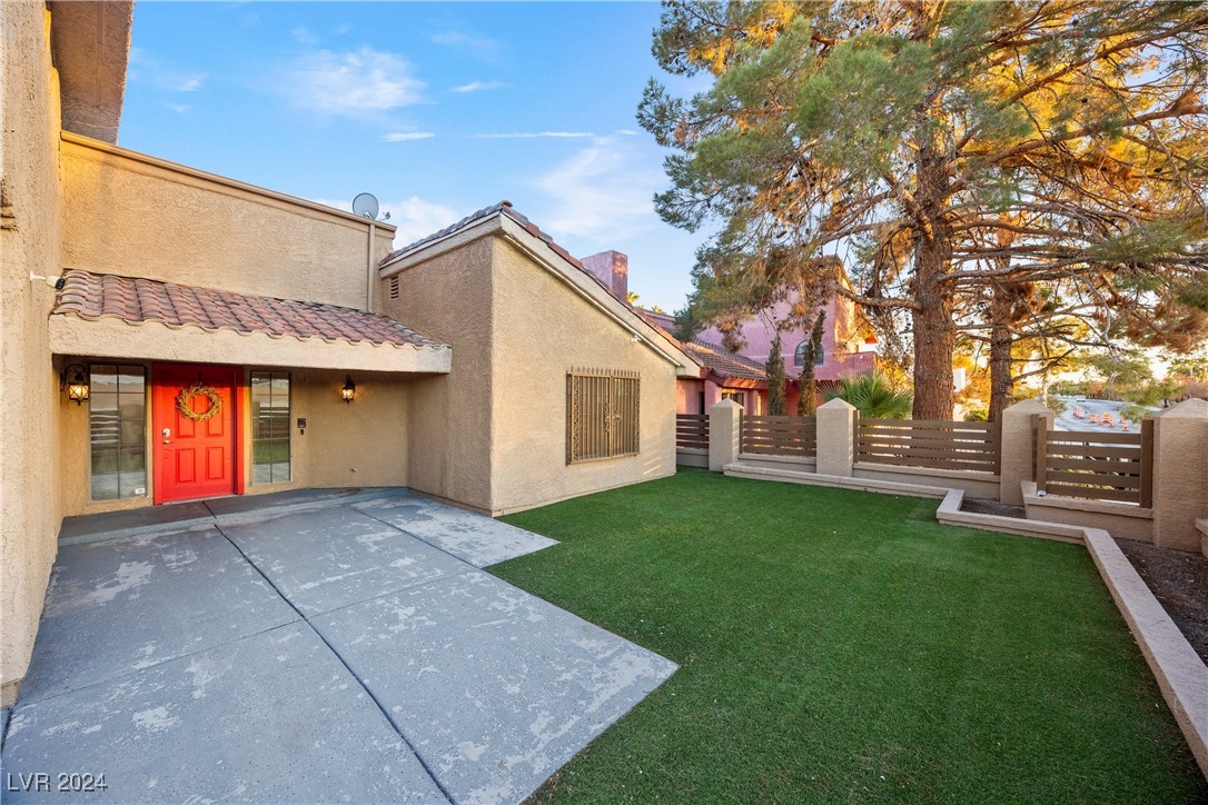 Las Vegas, Nevada 89121, United States, 4 Bedrooms Bedrooms, ,4 BathroomsBathrooms,Residential,Active,31637