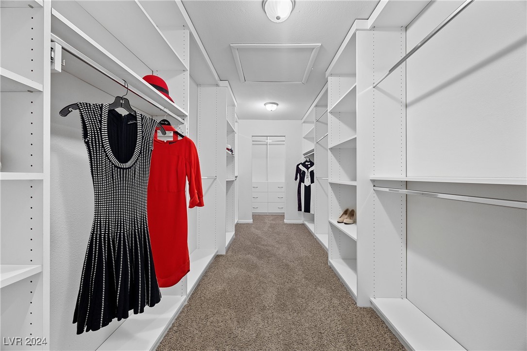 Las Vegas, Nevada 89121, United States, 4 Bedrooms Bedrooms, ,4 BathroomsBathrooms,Residential,Active,31637