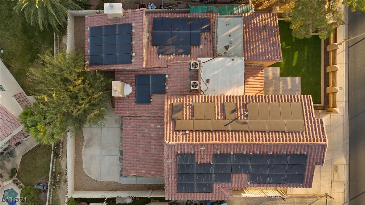 Las Vegas, Nevada 89121, United States, 4 Bedrooms Bedrooms, ,4 BathroomsBathrooms,Residential,Active,31637