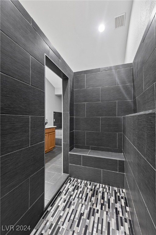 Las Vegas, Nevada 89121, United States, 4 Bedrooms Bedrooms, ,4 BathroomsBathrooms,Residential,Active,31637