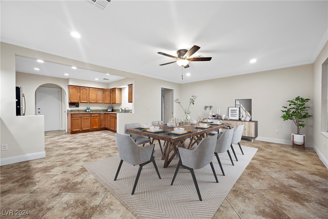 Las Vegas, Nevada 89121, United States, 4 Bedrooms Bedrooms, ,4 BathroomsBathrooms,Residential,Active,31637