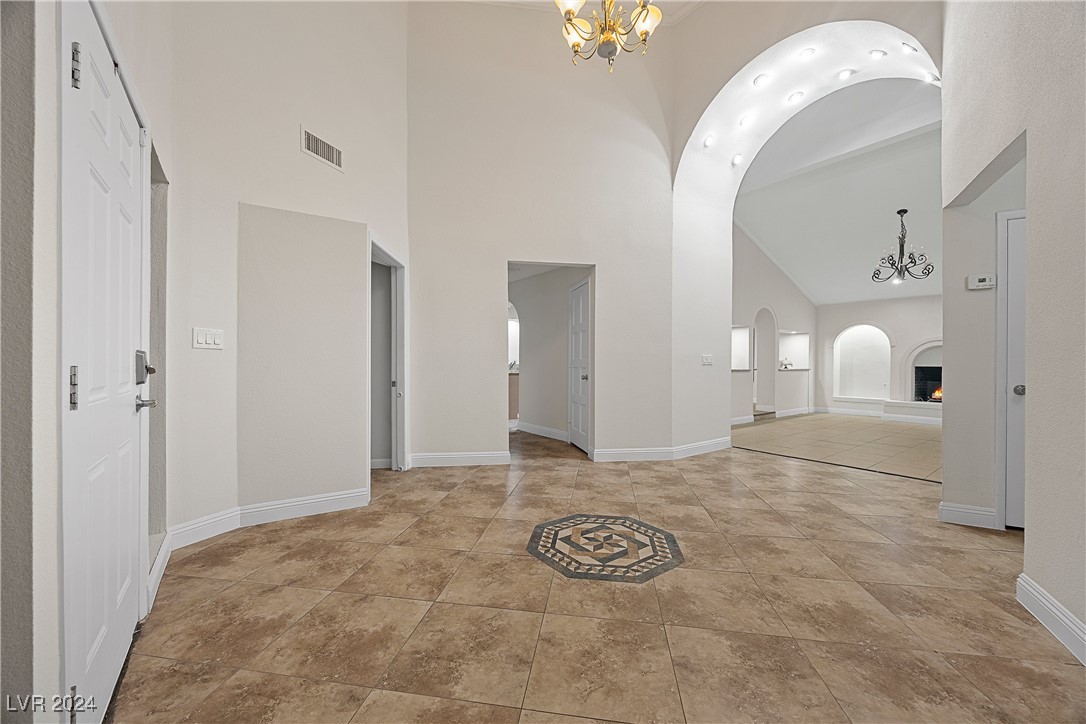 Las Vegas, Nevada 89121, United States, 4 Bedrooms Bedrooms, ,4 BathroomsBathrooms,Residential,Active,31637