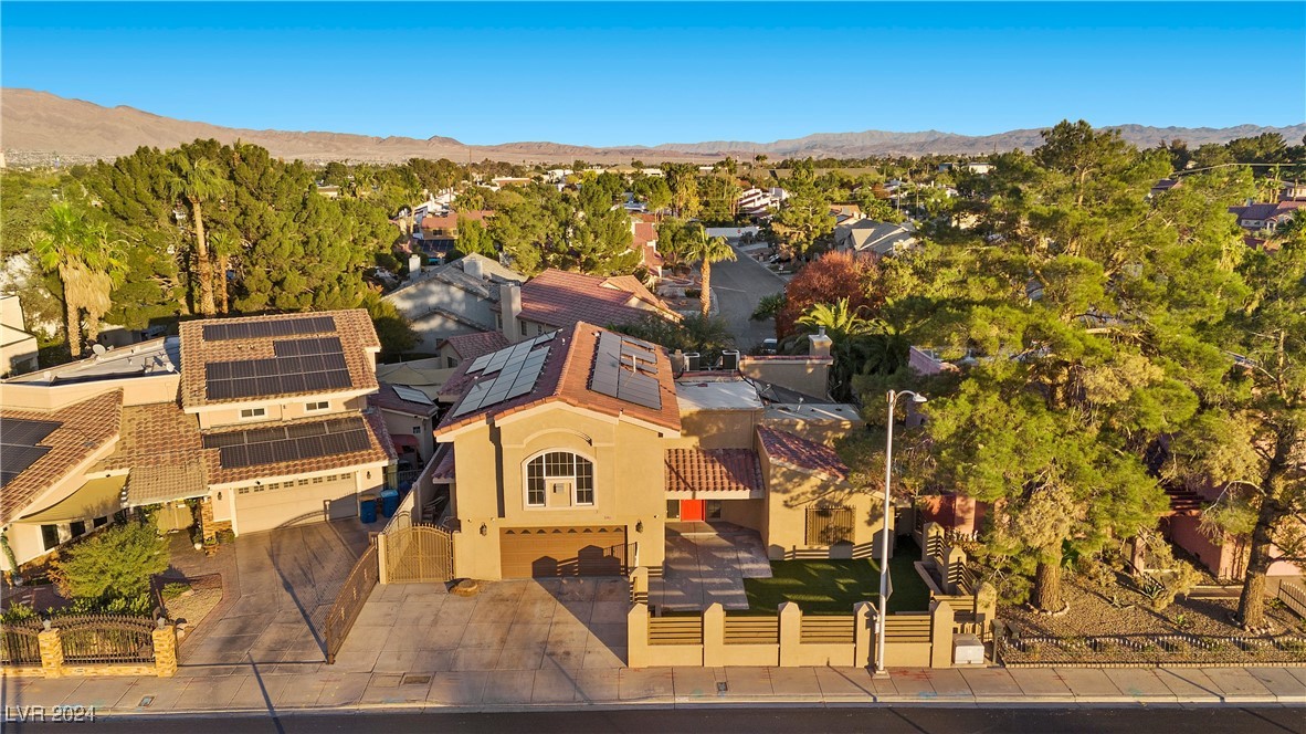 Las Vegas, Nevada 89121, United States, 4 Bedrooms Bedrooms, ,4 BathroomsBathrooms,Residential,Active,31637