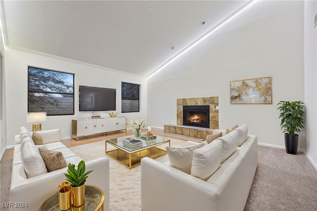 Las Vegas, Nevada 89121, United States, 4 Bedrooms Bedrooms, ,4 BathroomsBathrooms,Residential,Active,31637