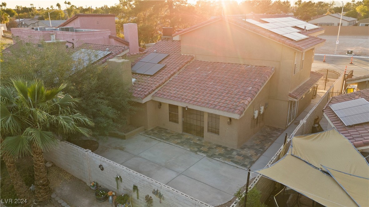 Las Vegas, Nevada 89121, United States, 4 Bedrooms Bedrooms, ,4 BathroomsBathrooms,Residential,Active,31637