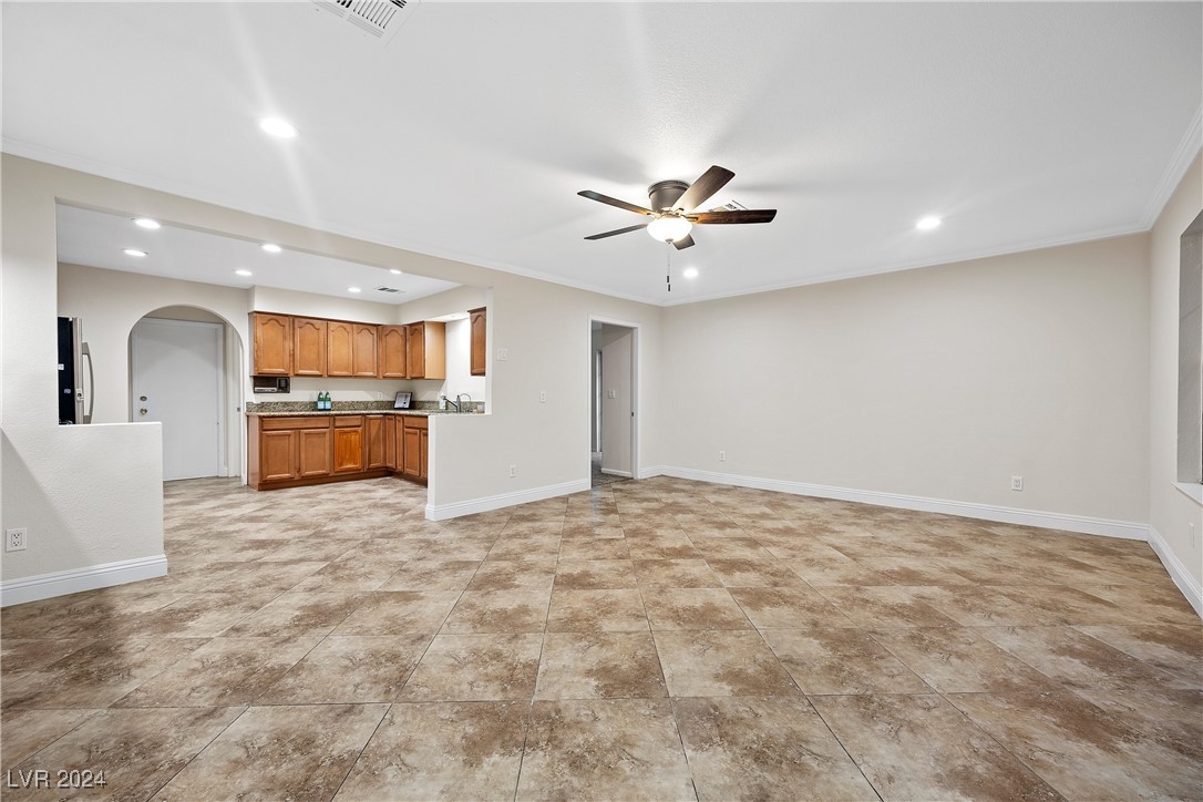 Las Vegas, Nevada 89121, United States, 4 Bedrooms Bedrooms, ,4 BathroomsBathrooms,Residential,Active,31637