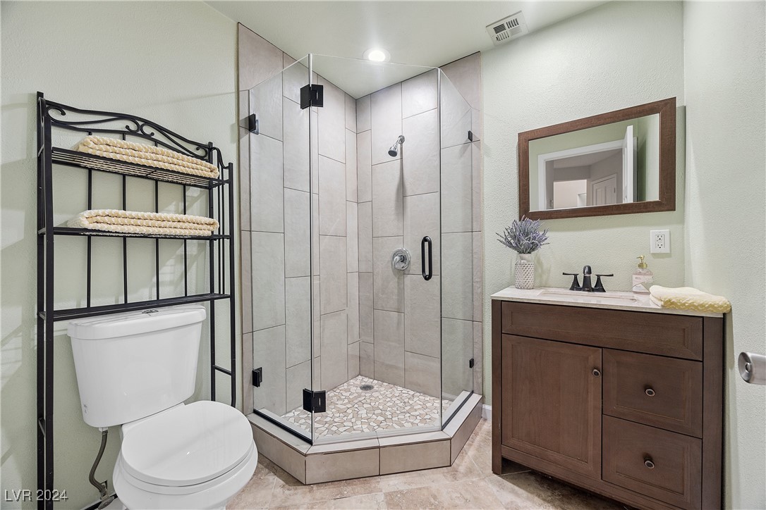 Las Vegas, Nevada 89121, United States, 4 Bedrooms Bedrooms, ,4 BathroomsBathrooms,Residential,Active,31637