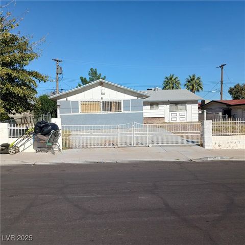 Homes For Sale - 412 Gilday Avenue<br/> Clark County, North Las Vegas, NV 89030