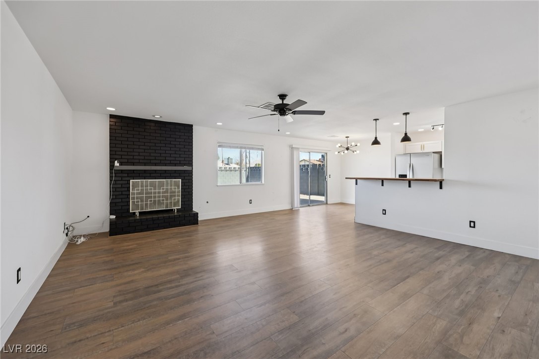 5002 E Hacienda Avenue