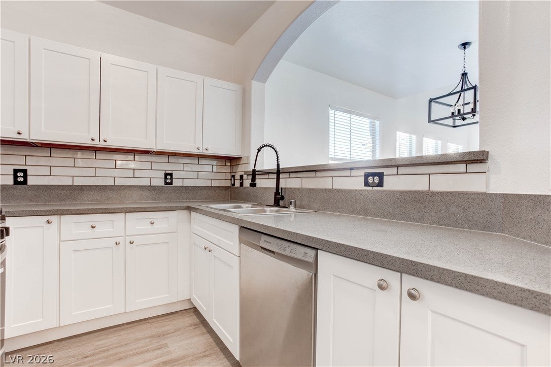 10550 W Alexander Road 2193