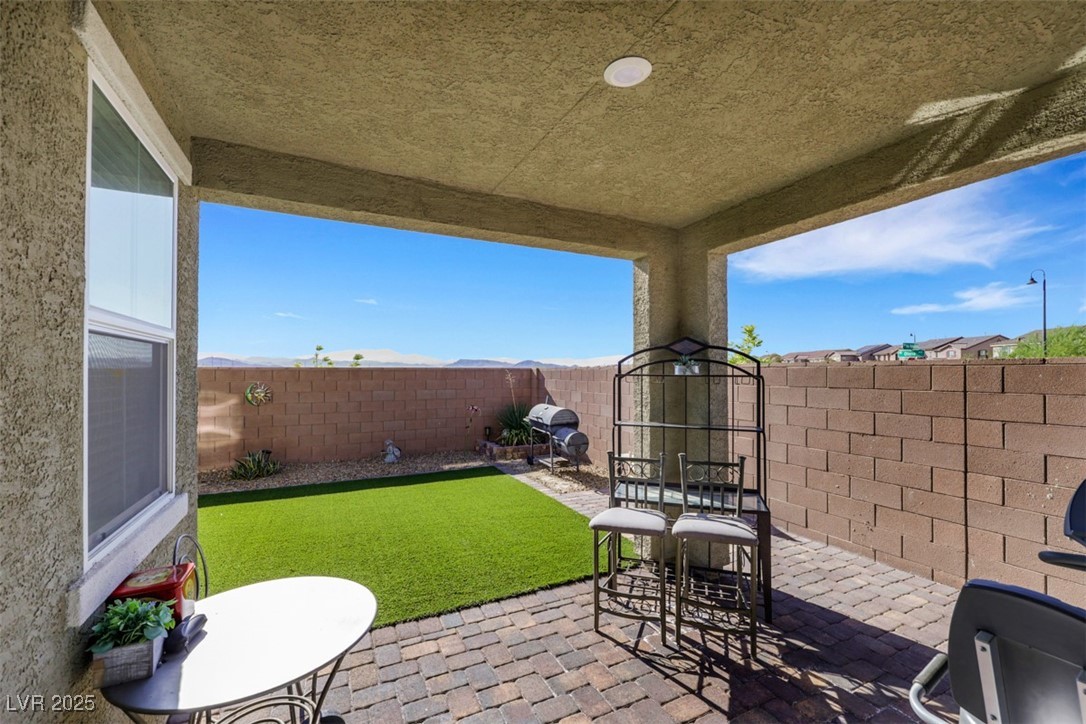2849 Mincio Street, Henderson, Nevada image 7