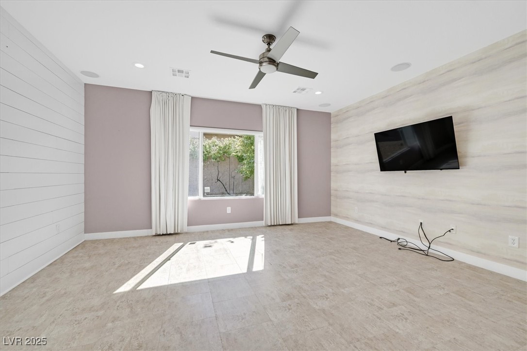 Henderson, Nevada 89044, United States, 3 Bedrooms Bedrooms, ,3 BathroomsBathrooms,Residential,Pending,19368