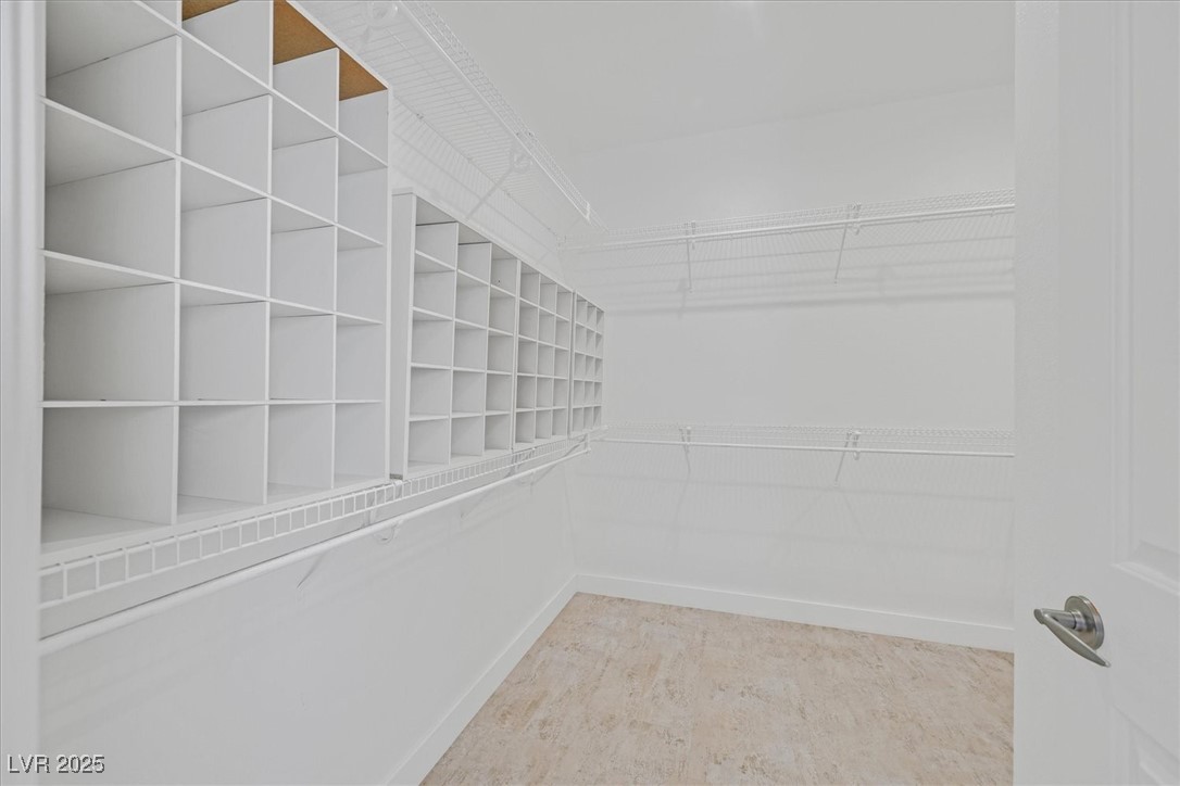 Henderson, Nevada 89044, United States, 3 Bedrooms Bedrooms, ,3 BathroomsBathrooms,Residential,Pending,19368