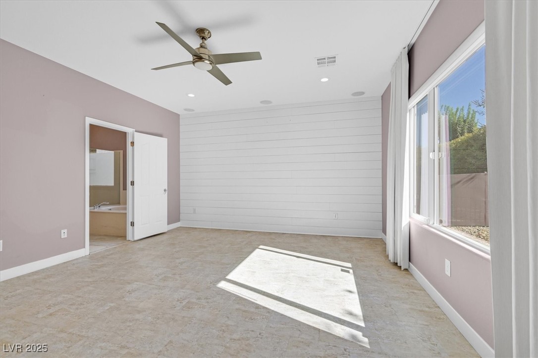 Henderson, Nevada 89044, United States, 3 Bedrooms Bedrooms, ,3 BathroomsBathrooms,Residential,Pending,19368