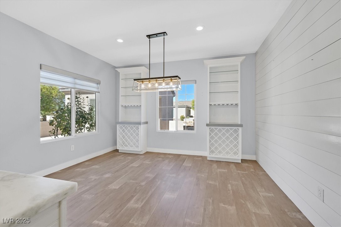 Henderson, Nevada 89044, United States, 3 Bedrooms Bedrooms, ,3 BathroomsBathrooms,Residential,Pending,19368