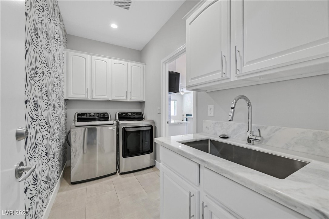 Henderson, Nevada 89044, United States, 3 Bedrooms Bedrooms, ,3 BathroomsBathrooms,Residential,Pending,19368