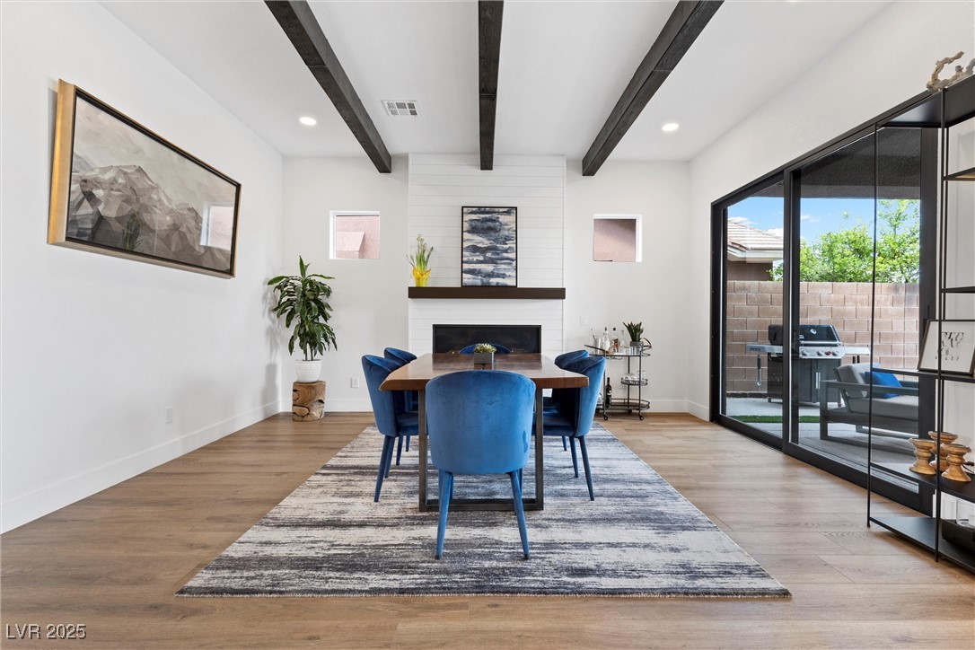 Properties 3 940 Viscanio Place