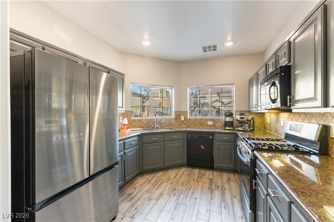 8325 Teton Crest Place