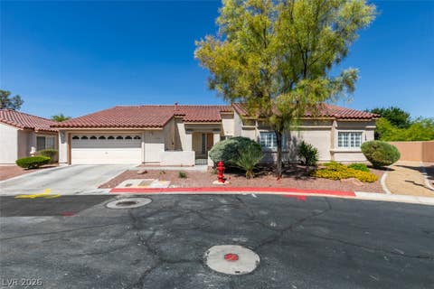 Townhouse For Sale - 1909 Blackpool Circle<br/> Las Vegas, NV 89128
