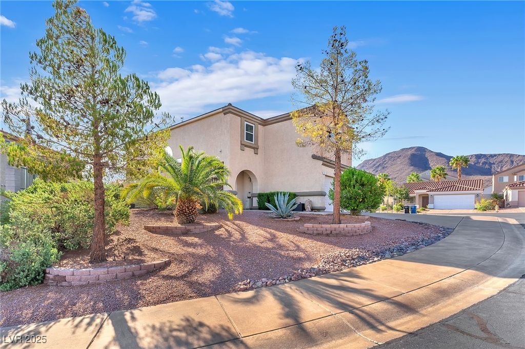 Photo of 136 Camino Francisco, Henderson, NV 89012 (MLS # 2708688)